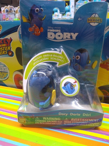 Disney Buscando A Dory Hatch'n Héroes Dory Sumun