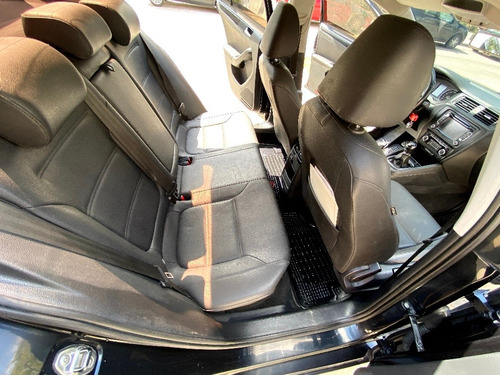Volkswagen Vento 2.5 Luxury 170cv 2012