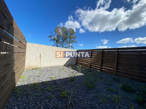 Imagen 3 de 16 de Apartamento En Altos De La Laguna, 2 Dormitorios - Consulte !!!!!!