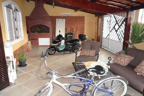 Imagem 6 de 22 de Excelente Localização! Bairro Vila Tupi Em Praia Grande. Linda Casa De Isolada Para Venda, Contendo 04 Quartos, Suíte, - Ca0075