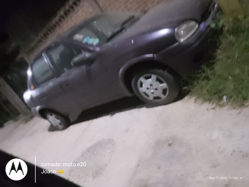 Chevrolet Corsa 1.6 Gl Aa Dh