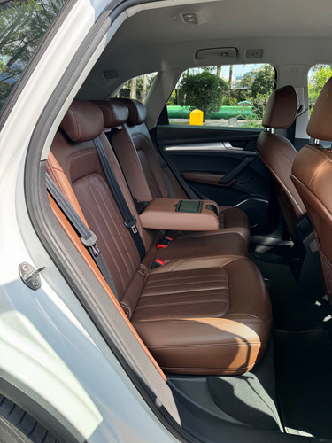 Audi Q5 2.0 L T Dynamic Dsg