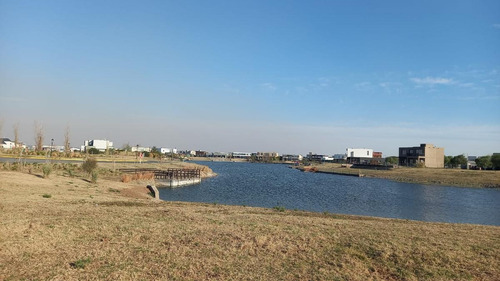 Imagen 2 de 5 de Lote En Venta A La Laguna San Sebastian Area 9