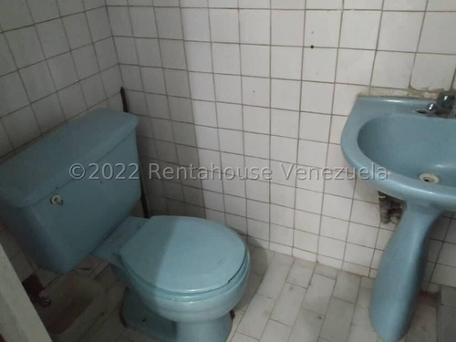 Imagen 12 de 14 de Casa En Venta La Cooperativa Maracay Cod. 22-24188