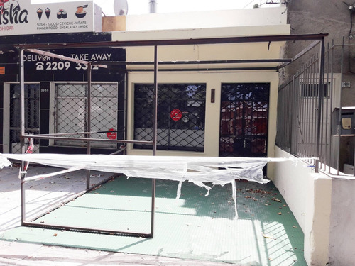 Venta Local Comercial Brazo Oriental - Av. Dr. Luis A. De Herrera