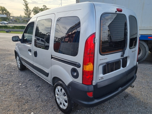 Imagen 6 de 13 de Renault Kangoo 2016 1.6 Ph3 Authentique Plus Lc