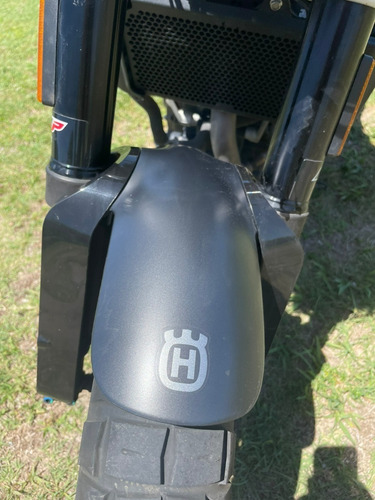 Imagen 5 de 17 de Husqvarna Svartpilen