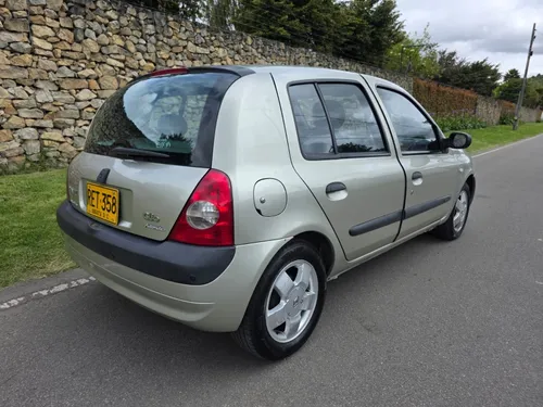 Renault Clio 1.6 Expression automático