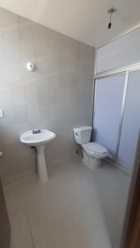 Casa Nueva En Renta En Una Privada De Toluca Con Jardin