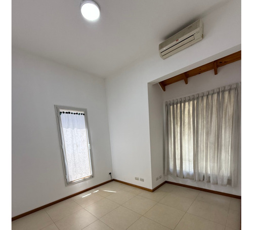 Excelente Propiedad En Barrio Cerrado 3 Habitaciones En Suite