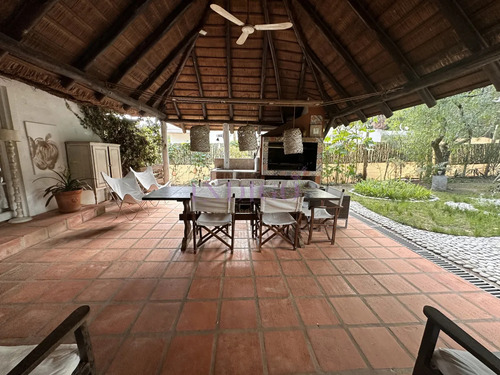 Casa En Venta En Pinares