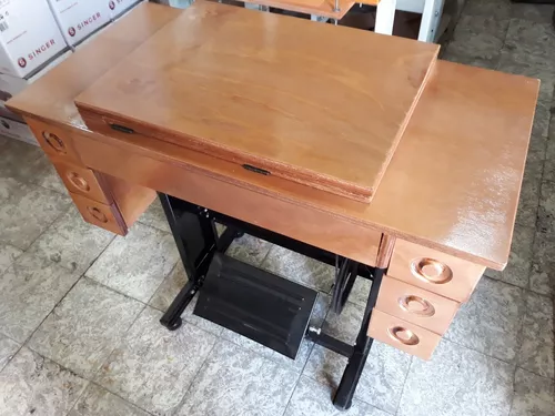 Mueble para Máquina Casera (negrita) –