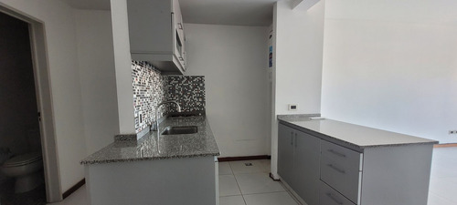 Venta Departamento Monoambiente Balcón Caseros