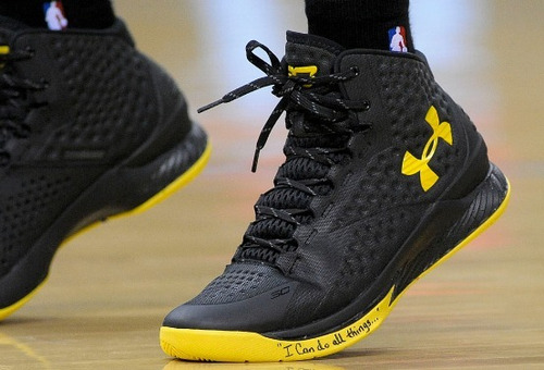 Botinha Under Armour Stephen Curry One Produto Importado | Mercado Livre