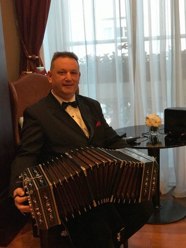 Show De Tango. Bandoneonista. Cantante. Bailarines. Eventos
