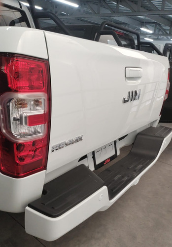 JIM Re-Max Clasica 2.4T Confort 4X2 Mt