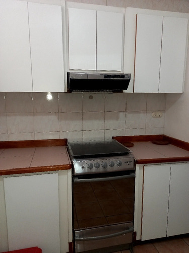 Imagen 10 de 30 de La Floresta Alquilo Anexo En La Parte Alta De Una Casa. 90m