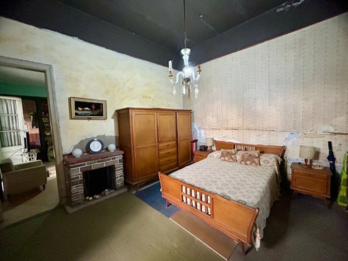 Venta/permuta Casa 5 Amb A Refac Caseros Centro