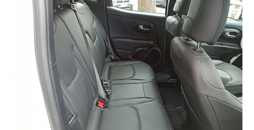 Imagen 10 de 14 de Jeep Renegade 2022 1.8 Longitude At6