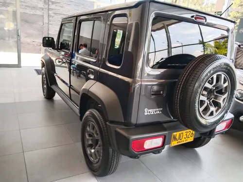 Suzuki Jimny GLX Automatico
