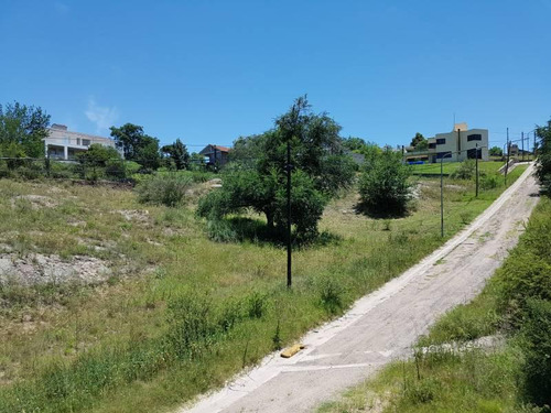 Córdoba-v. Del Lago-c. Paz-150mts. Lago-3 Terrenos 753m2/2250m2-c/uno U$s 35.000 (escucho Ofertas)