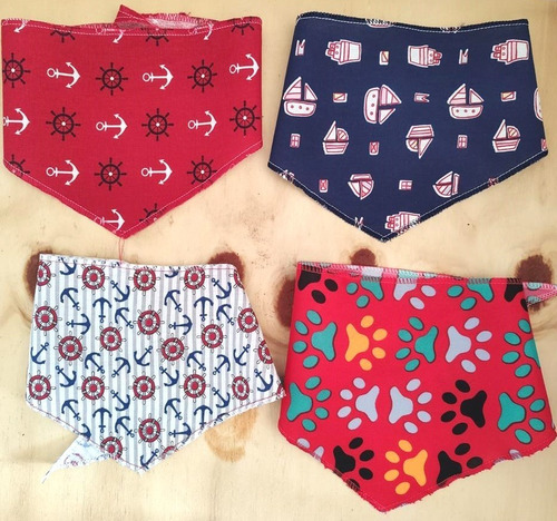 Imagem 2 de 2 de Kit 4 Bandanas Pet Lenço Tecido De Amarrar Lencinho Bandana