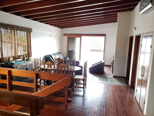 Los Naranjos Del Cafetal Hermosa Vista Calle Privada Vigilancia Tanque 10.000lts Renovada 2 Cocinas 4h/5b/4 Puestos Súper Oportunidad!! Hermosa Vista Oportunidad