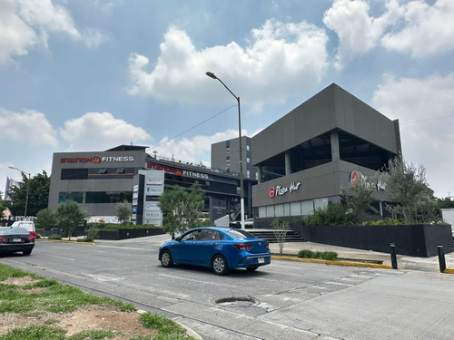 Local Comercial En Plaza, Av. Cloutier