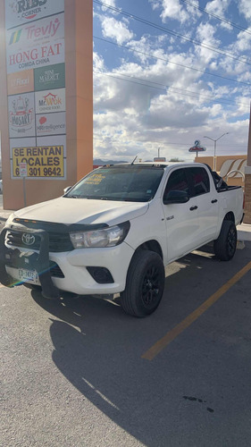 Toyota Hilux 2.8 Tdi Cabina Doble Mt