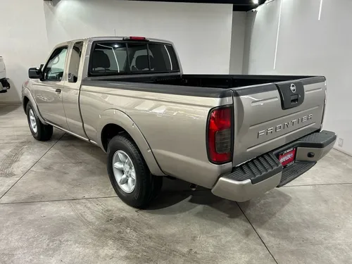 Nissan Frontier King Cab Xe 5vel 4x2 Mt