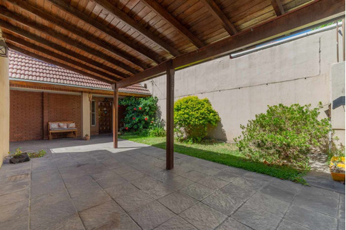Imagen 27 de 30 de Venta Casa 4 Ambientes + Playroom / Hurlingham
