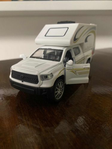 Camioneta Dodge Ram Motor Home Escala 1:32