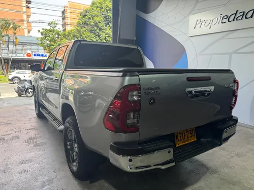 Toyota Hilux 2.4 Diésel 4X4