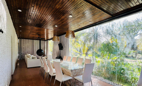 Casa En Sol Parana De 3 Dormitorios, Amplio Patio Y Pileta
