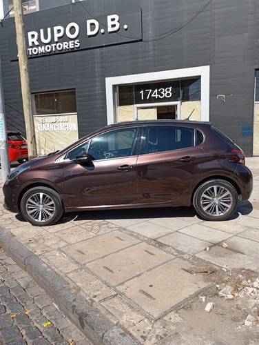 Peugeot 208 1.6 Feline Tiptronic