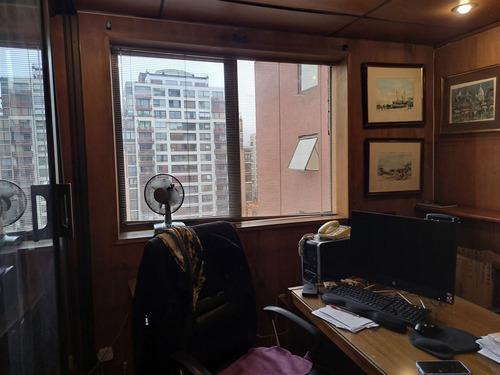 Oficina, Recepción, Privado, Baño, Estac. En C.financ. Vitac