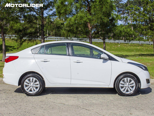 Imagen 6 de 25 de Hyundai Hb20s Comfort Extra Full 1.6 | Permuta / Financia