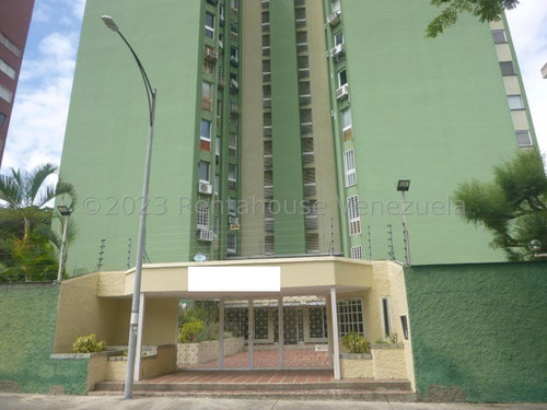 Apartamento En Venta Santa Paula 24-12127