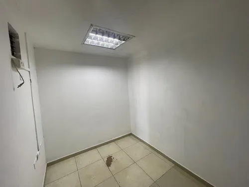 Local Comercial En Alquiler