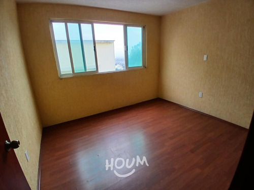 Casa En Santiaguito, Xochimilco Con 3 Recámaras, 231 M², Id: 139576