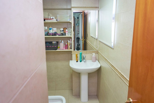 Venta Semipiso 5 Ambientes Dos Cocheras Caseros