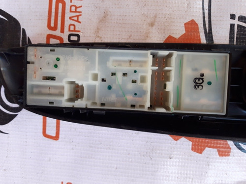Control Maestro Delantero Izquierdo Versa 2012-2019 (Usado)
