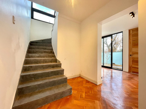 Barrio Del Inca, Casa Remodelada, Agradable Vista 3d 3b