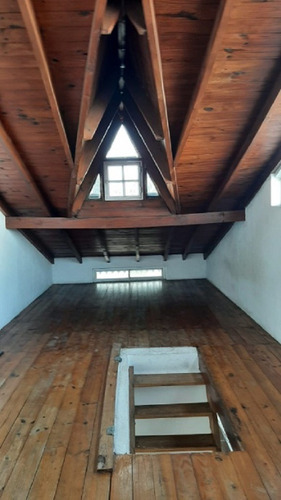 Imagen 21 de 30 de Permuta - Casa De 8 Ambientes En Venta - Ituzaingo Norte