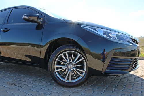 Imagem 2 de 12 de Corolla Gli Upper 1.8 At 2018