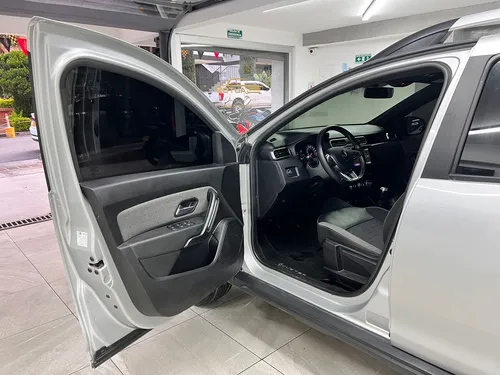 Renault Duster Intens MT 1.3 Turbo 4x4 2023