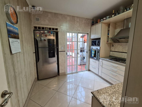 Imagen 28 de 30 de Tandil Al 4800 Triplex 4 Ambs, Patio, Parrilla Y Cochera