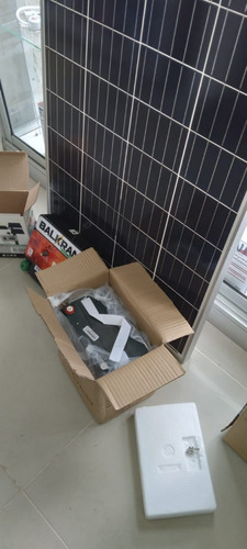Imagen 1 de 10 de Kit Solar Para Cerca De Ganado Cien Kms