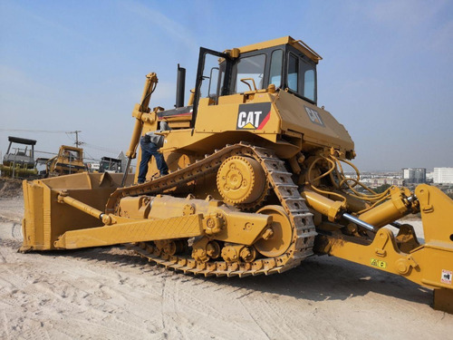 Imagen 6 de 14 de 30) Topador Frontal / Tractor Sobre Orugas Cat D8l