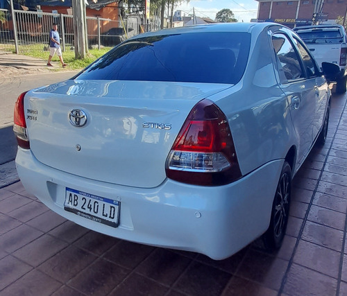 Toyota Etios 1.5 Sedan Xs